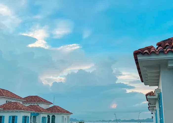 Chuỗi 6 Ngủ Sun Ferria Có Bể Bơi - Sát Biển Bãi Cháy