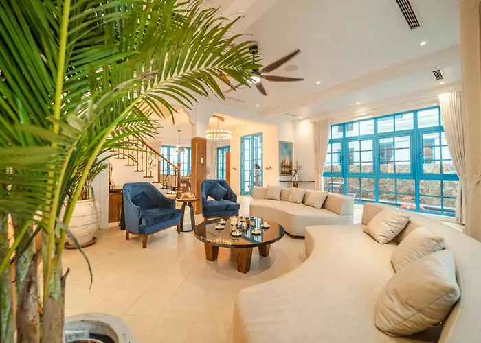 Appartamento Chuỗi 6 Ngủ Sun Ferria Có Bể Bơi - Sát Biển Bãi Cháy *