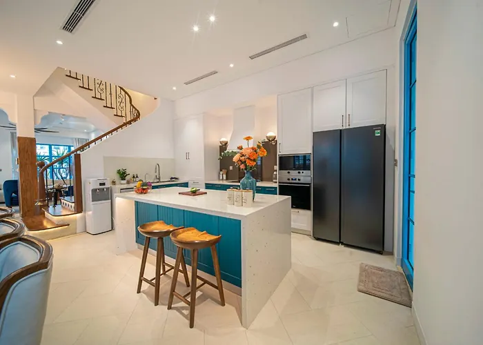Chuỗi 6 Ngủ Sun Ferria Có Bể Bơi - Sát Biển Bãi Cháy Appartamento