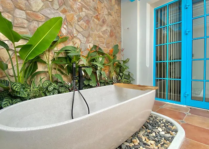 Chuỗi 6 Ngủ Sun Ferria Có Bể Bơi - Sát Biển Bãi Cháy *
